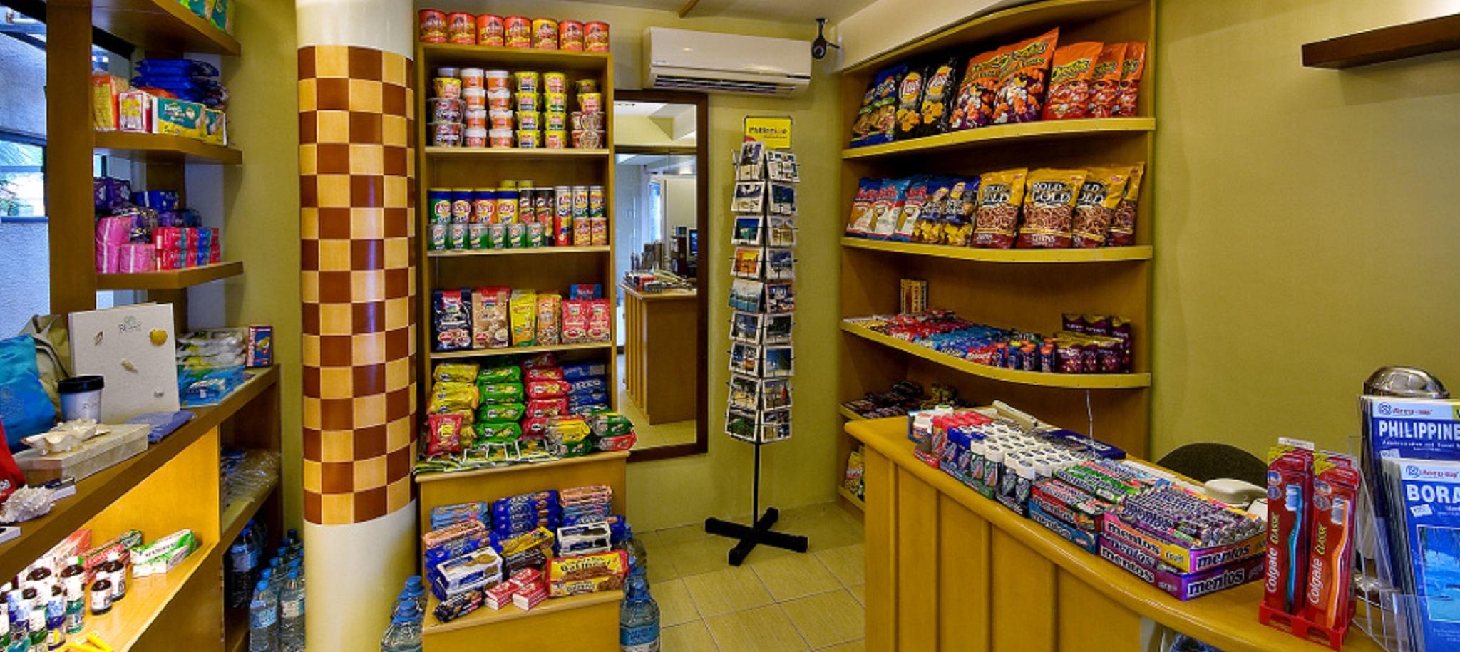 Henann Regency Resort And Spa Balabag  Exterior photo A shop in the airport