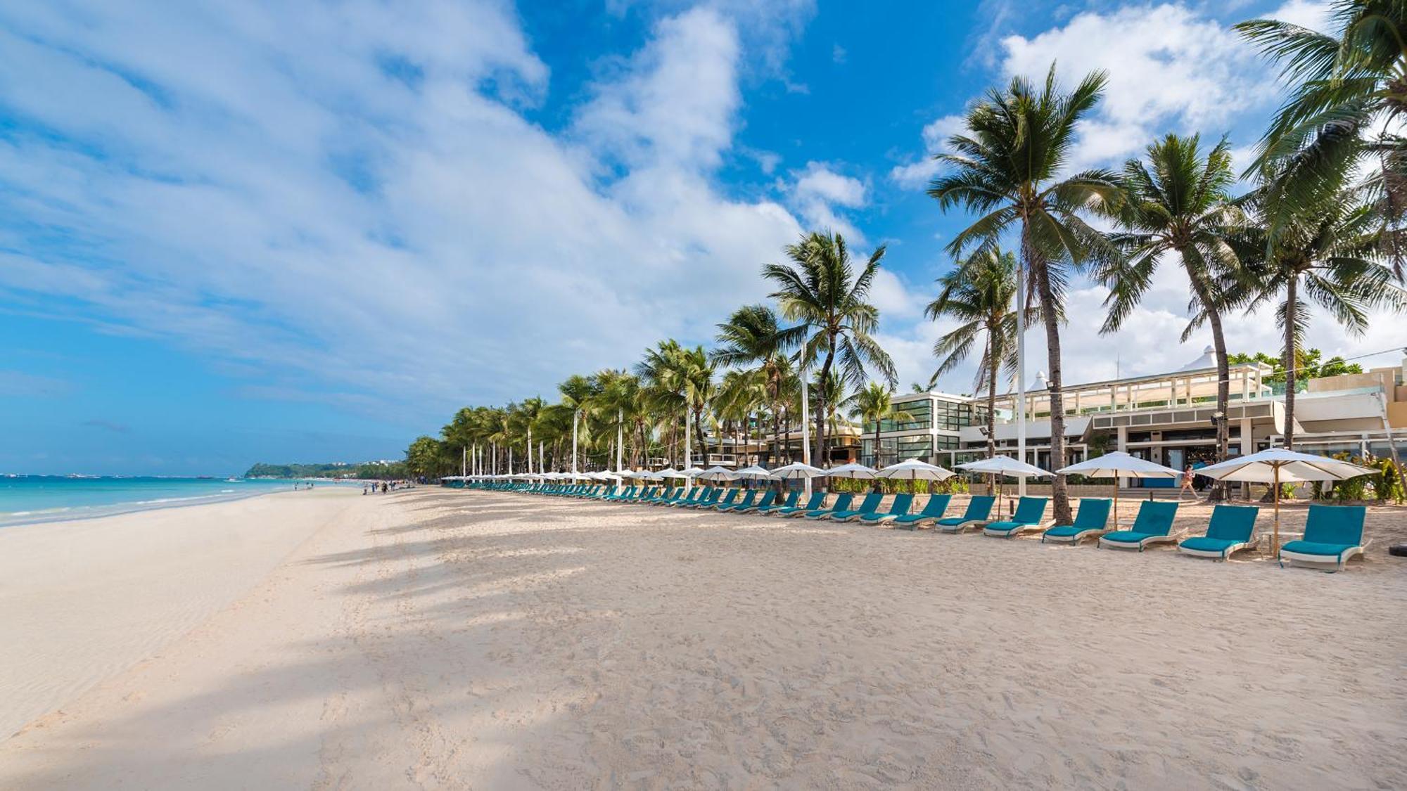 Henann Regency Resort And Spa Balabag  Exterior photo The beach at the Royal Beach Palace