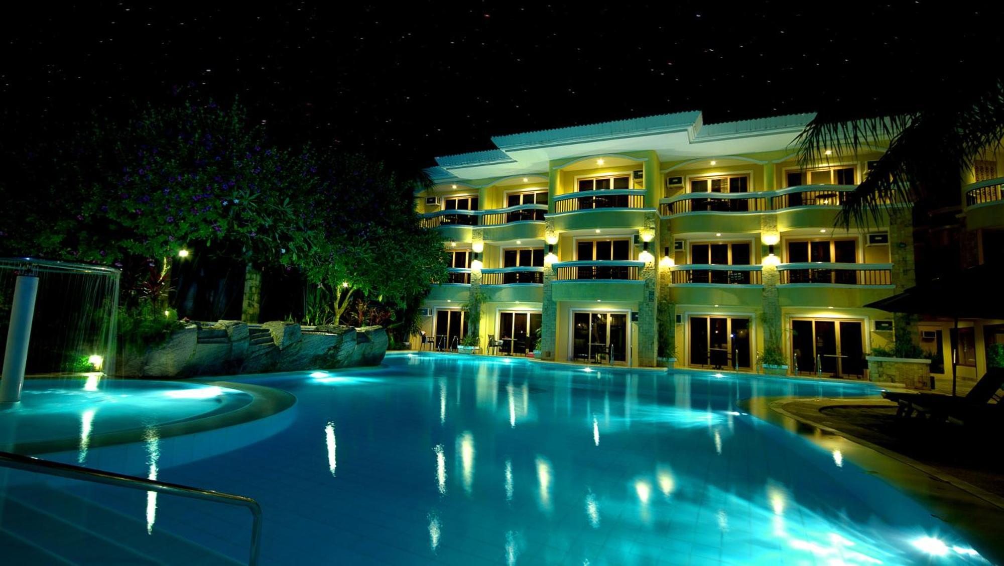 Henann Regency Resort And Spa Balabag  Exterior photo The Royal Pool